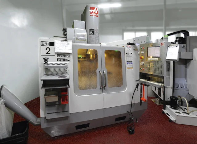 Вертикальные фрезерно-сверлильные обрабатывающие центры HAAS VF-2SS