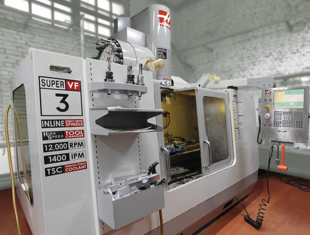 Вертикальные фрезерно-сверлильные обрабатывающие центры HAAS VF-3SS